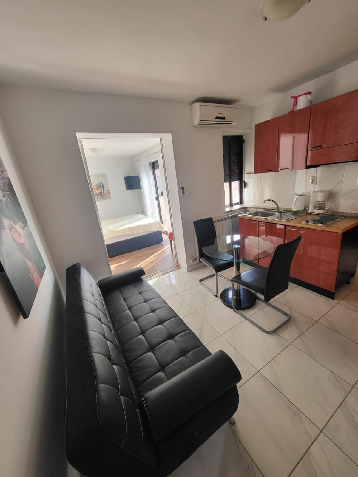 Apartment Stipe 比比涅 外观 照片